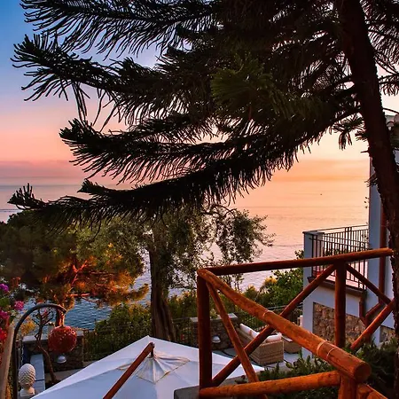 Villa De Rosa Positano