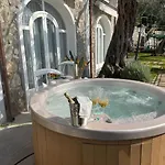Villa De Rosa
